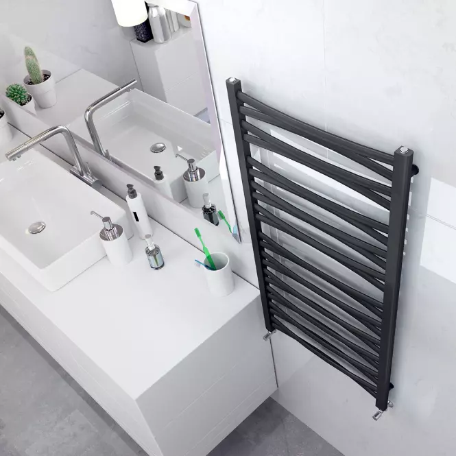 Kúpeľňový radiátor Łezka 3D Ł3D 22/40 čierna 1205x440 mm