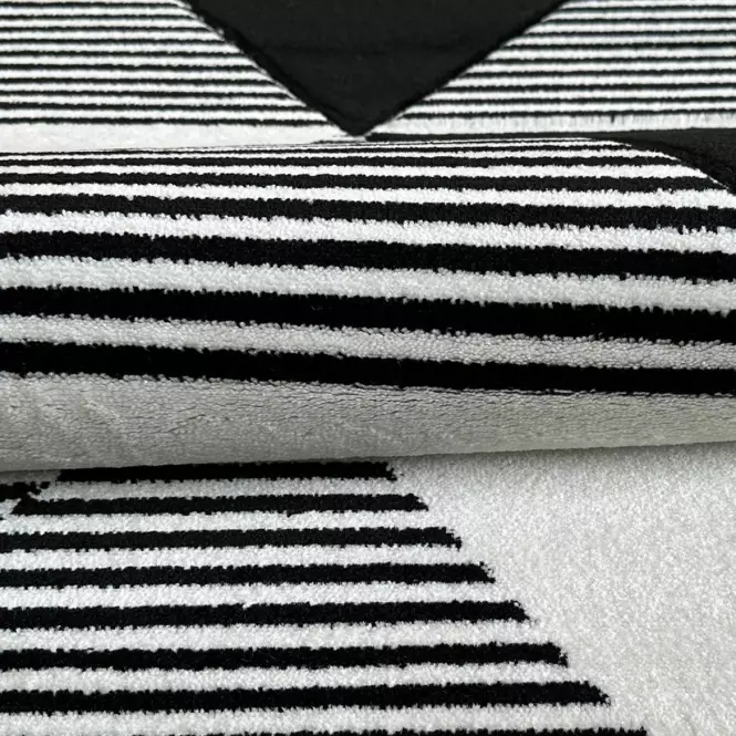 Koberec Modern 1,6/2,3 E781A čierna