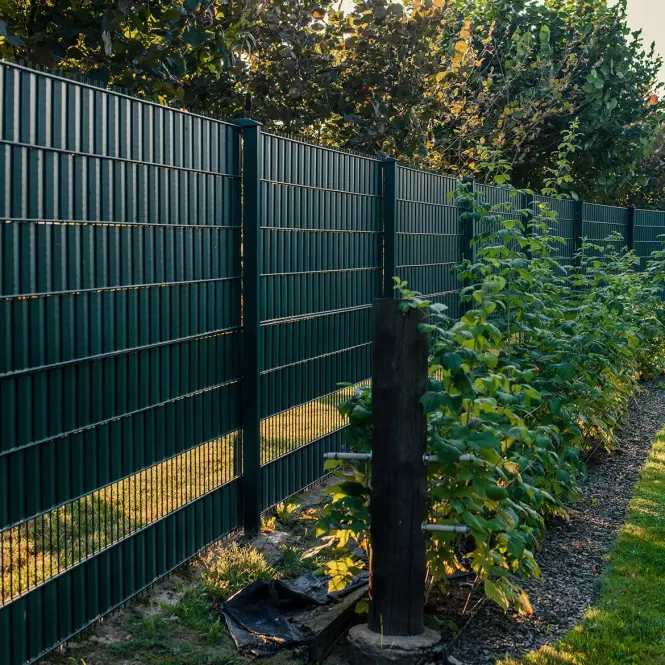 Záhradný pás 19 cm x 35 m svetlošedý