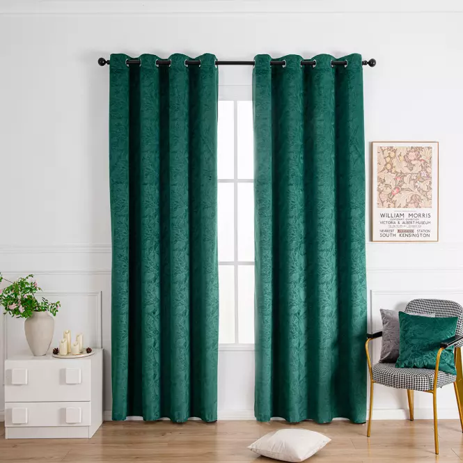 Závesový materiál Velvet GY2328/270G/M2/7 zelená 150 cm. Tovar na mieru