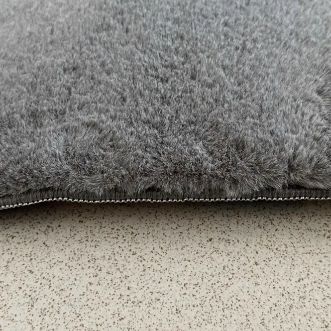 Koberec Fuzzy Eco 0,8/1,5 995 antracit