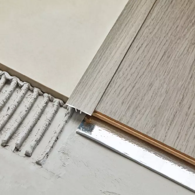 Lišta ochranná zatlačovacia plochý LWP 35 5W1 0,93m dub vidiecky