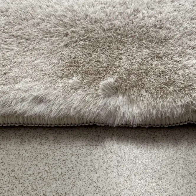 Koberec Diana Rabbit Fur 1,2/1,7 4 krémová