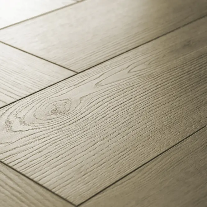 Laminátová podlaha vodeodolná Dub Alicante 8mm AC5 Herringbone WR 63272