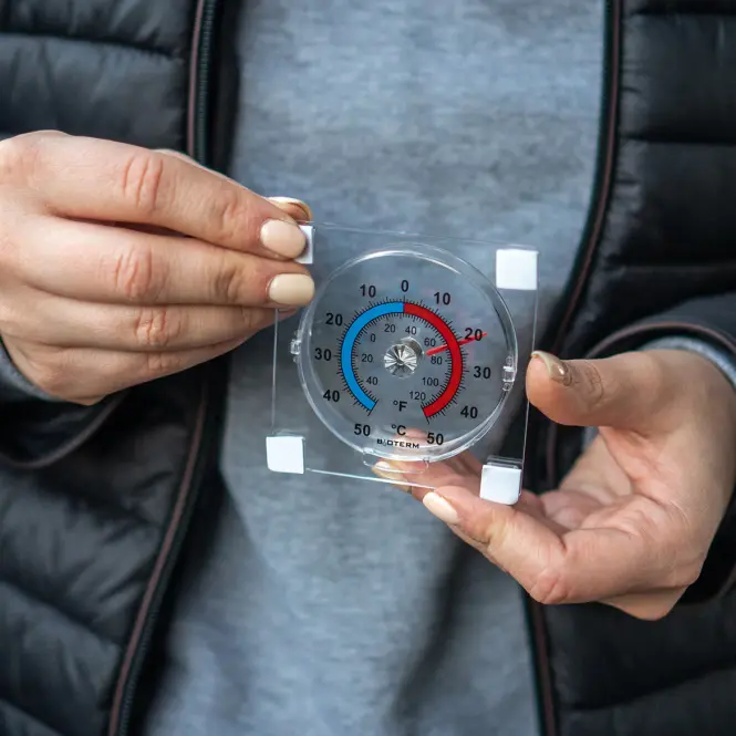 Univerzálny samolepiaci priesvitný teplomer (-50/50 °C),5