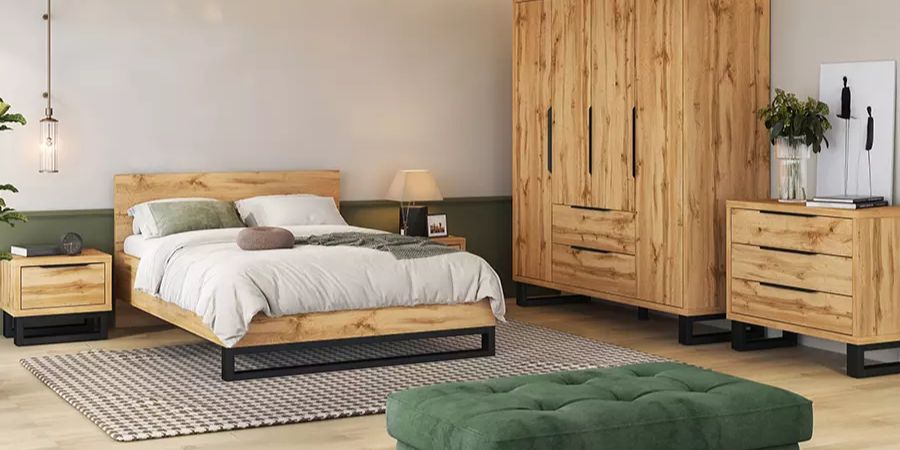 Decluttering- Merkury Market